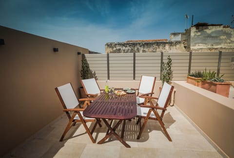 Elegant outdoor terrace