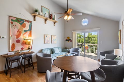 Great Boho Design! Perfect Landing Place for Friends!