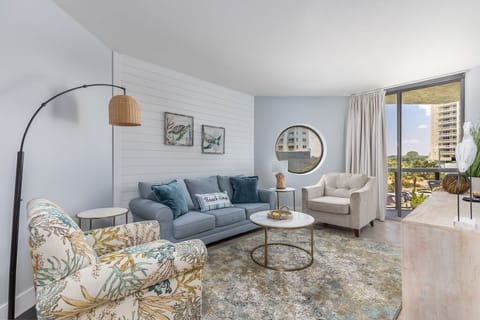 L6 Surfside