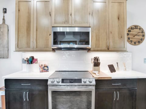 Kitchen - Stainless Steel Appliances - Floor 1