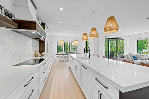 Fully Stocked Chef's Kitchen