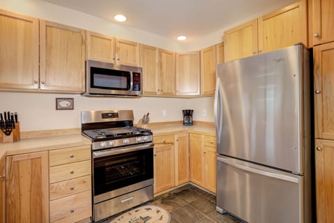 The kitchen has everything you need for any meal | Main Level