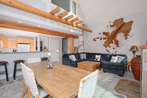 Enjoy the open concept living area | Main Level