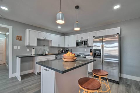 Kitchen | Cooking Basics | Dishware & Flatware | Blender | Trash Bags