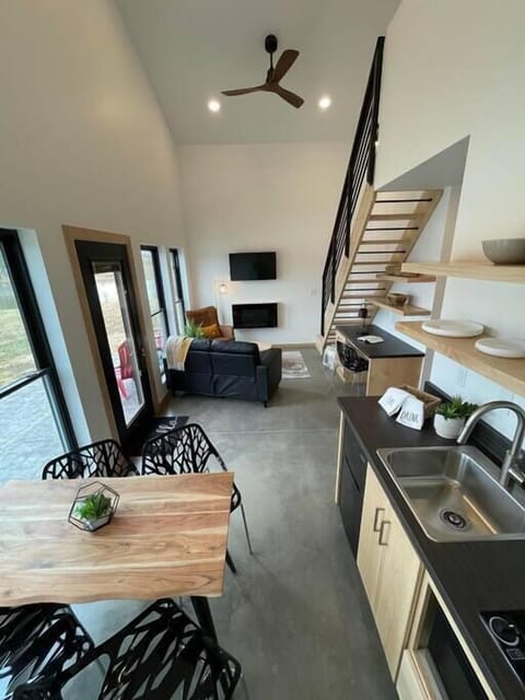 D37de4aa af42 4d57 93b6 06b236f30e2a