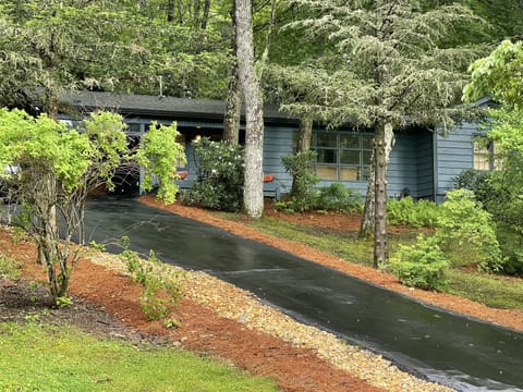 Front of house and driveway