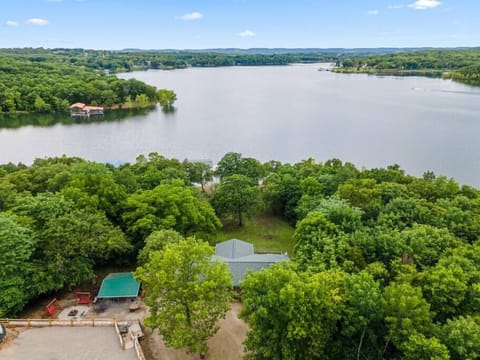 3ec3d56f 28f8 448f a2a3 0c5ba3714f10