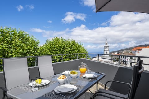 Outdoor dining area