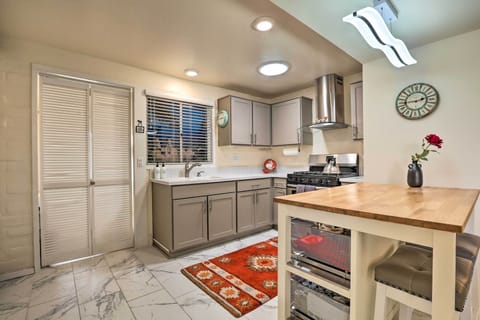 Kitchen | Cooking Basics | Dishware & Flatware | Coffee Maker