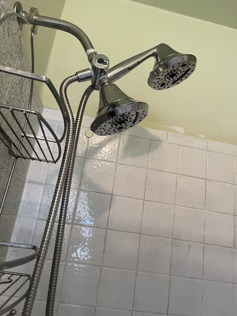 Hand-held showerhead