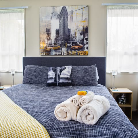 Queen bed with electric blanket