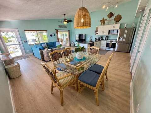 Open, bright and spacious living area.