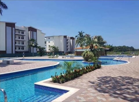 5 Pools