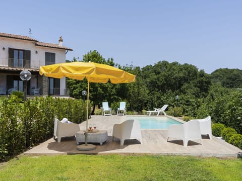 Plant, Sky, Umbrella, Window, Shade, Chair, Outdoor Furniture, Tree, Table, Leisure