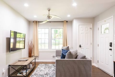  Beautiful Living room area