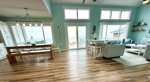 Full view of ocean from middle floor.  Open and bright windows.