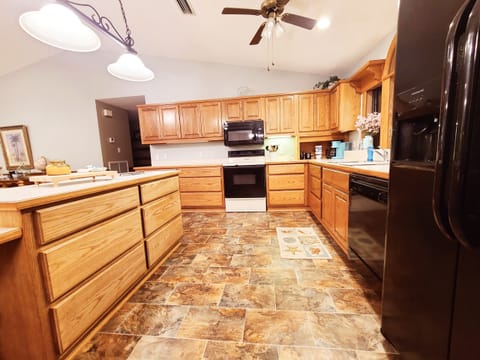 Full Kitchen open to living room