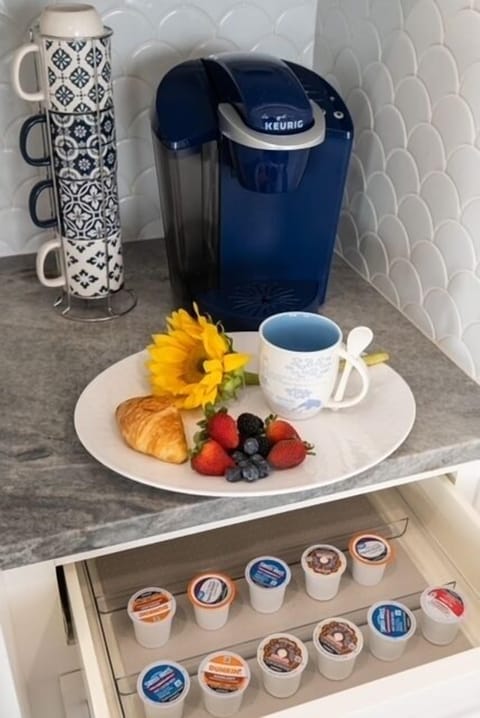 Coffee and Keurig cups