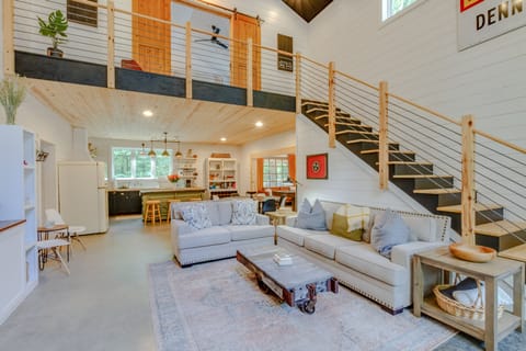 Open concept living, dining, kitchen and 24' ceilings.  Home is 2,160 square ft!