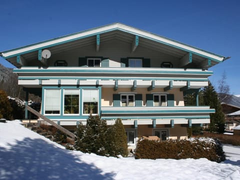 Holiday Home Exterior [winter]