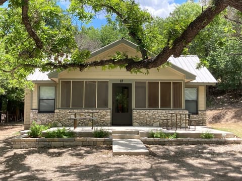 Cabin 12! New paint, new concrete patio. 2 picnic tables. BBQ grill.