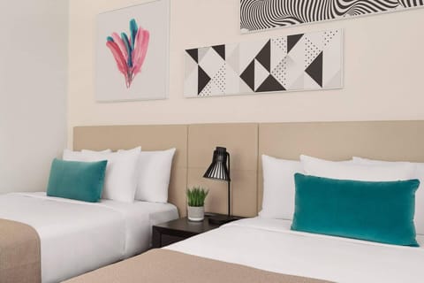 Unit with 2 Double Beds