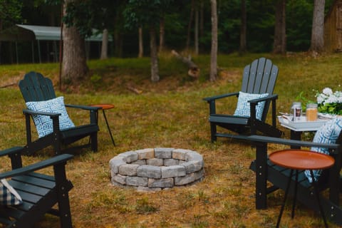 Enjoy evenings with the family around the fire pit.