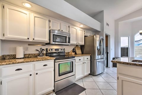 Kitchen | Cooking Essentials | Breakfast Table