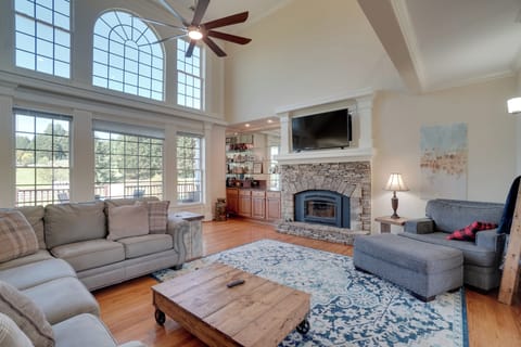 Hiawassee Vacation Rental | 5BR | 4.5BA | Stairs Required | 4,000 Sq Ft