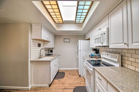 Kitchen | Cooking Basics | Ice Maker | Water Filter | Trash Bags | Paper Towels