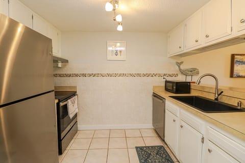 St. Augustine Beach Rentals Kitchen
