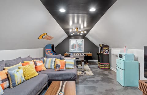 Epic game room, ideal for a family night in