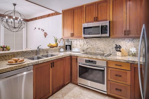 Whalers Cove 231 Beautifully Remodeled Kitchen