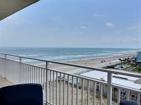Side, Ocean View Balcony