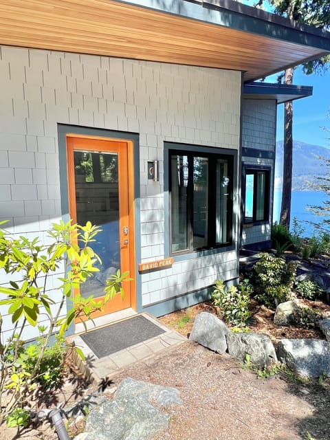 Private entrance to David Peak Suite