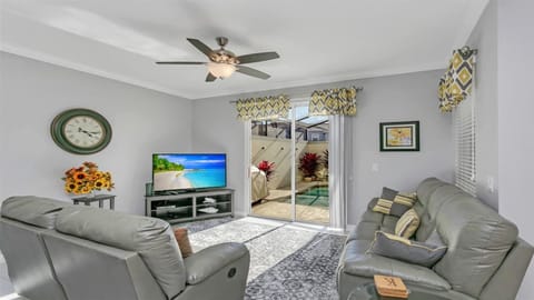 Sweet Home Vacation Home Rentals, Top Resorts Florida Storey Lake Resort