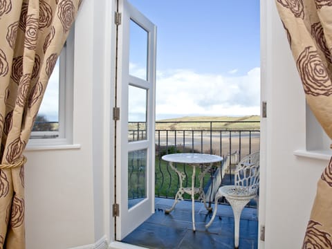 Double bedroom | Quay House - Seashore, Newquay