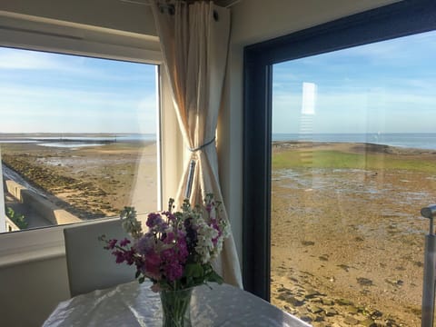 Dining Area | Curlew, Point Clear Bay