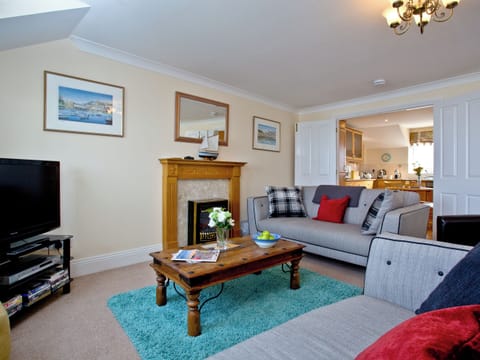 Living area | 52 Moorings Reach - Moorings Reach, Brixham