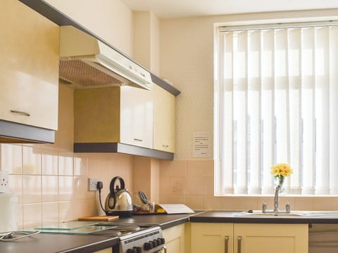 Kitchen | Court Apartment - Acacia Apartments, Llandudno