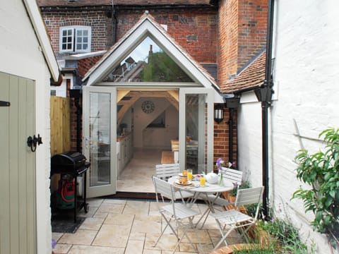 Patio | Pemberly, Winchester
