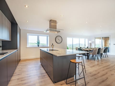 Kitchen/diner | Hazelgrove Lodge Barn, Laneshawbridge