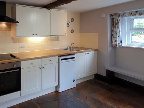 Kitchen | Delph House - Grange Farm Cottages, Draughton, Skipton