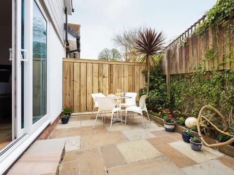 Enclosed patio area | Grandview Dartmouth, Dartmouth