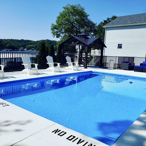 Private Heated Saltwater Pool