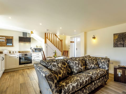 Open plan living space | East Cottage - Burton Row, East Brent, near Weston-super-Mare