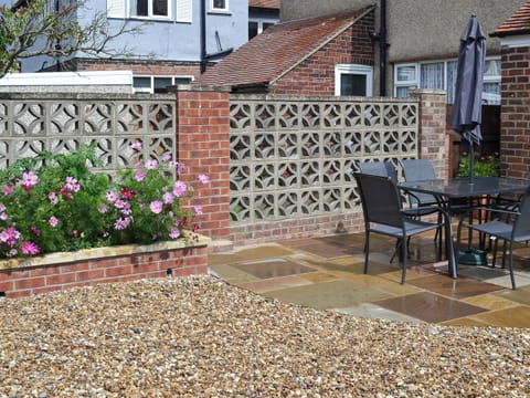 Outdoor area | No.19, Filey