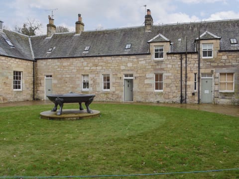 Exterior | Coachman&rsquo;s Cottage, Falkland