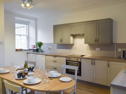 Kitchen/diner | Coachman&rsquo;s Cottage, Falkland