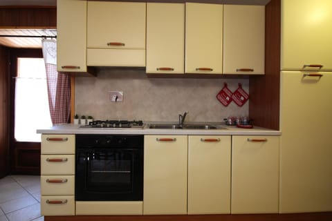 Kitchen The Ibex Holiday Apartment - Solo Affitti Brevi